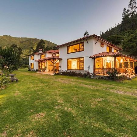 Casa Ilayaku Villa Quito Kültér fotó